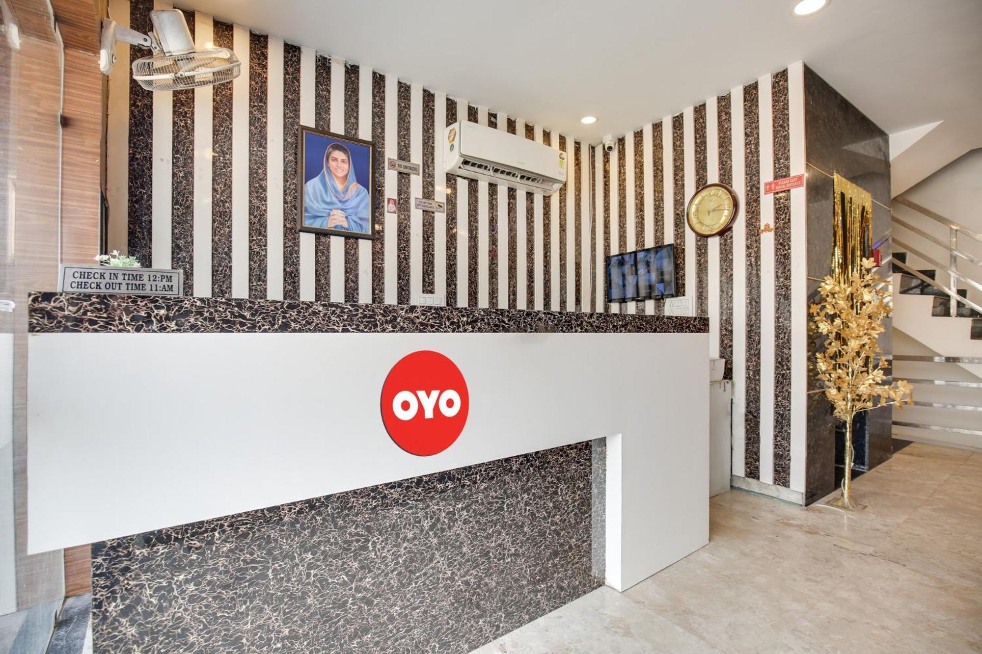 Hotel O Av Continental Zirakpur Dış mekan fotoğraf